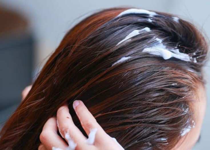 Comment enrouler des boucles sur des chiffons - guide étape par étape