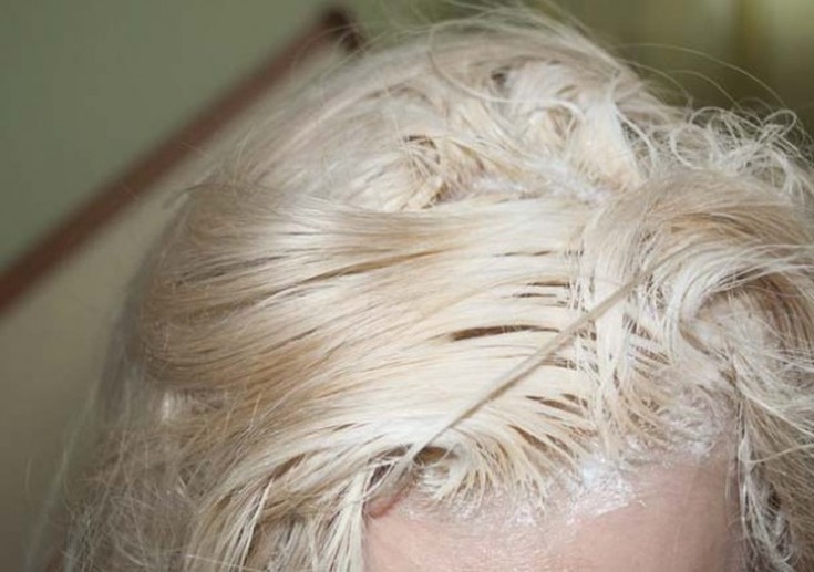 Eclaircissement des cheveux Supra à la maison