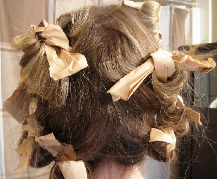 Comment enrouler des boucles sur des chiffons - guide étape par étape
