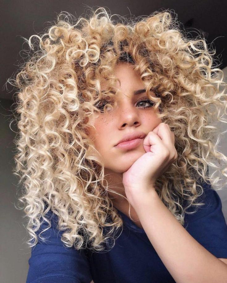 Comment faire des boucles avec des pailles