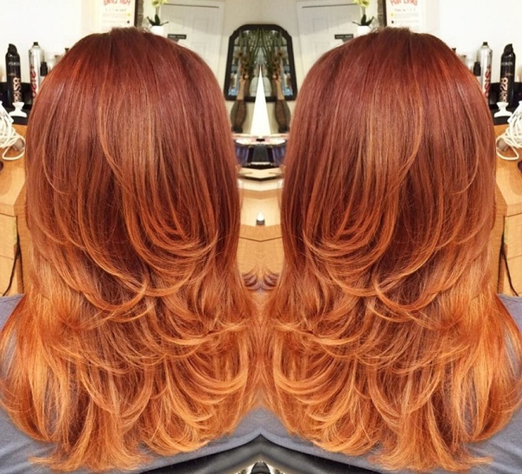 Mise en évidence sur une cascade de coupes de cheveux - les meilleures techniques pour les cheveux raides et bouclés