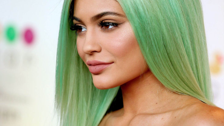 Comment enlever les cheveux verts des cheveux après la teinture