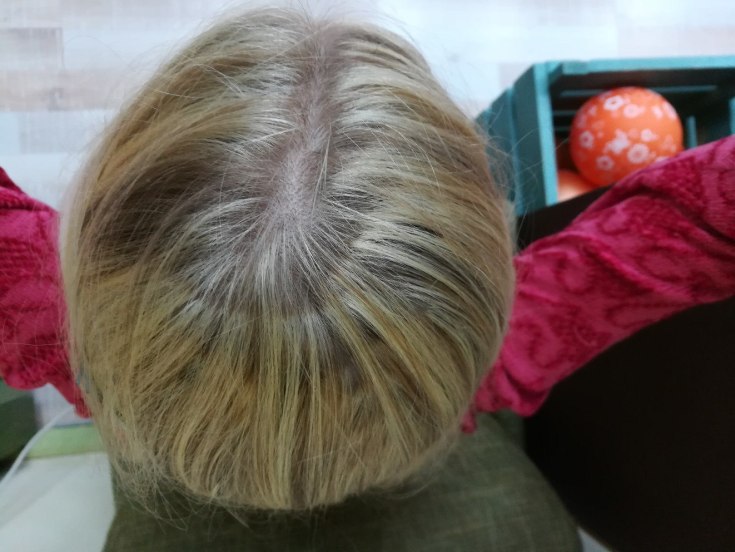 Comment enlever les cheveux verts des cheveux après la teinture